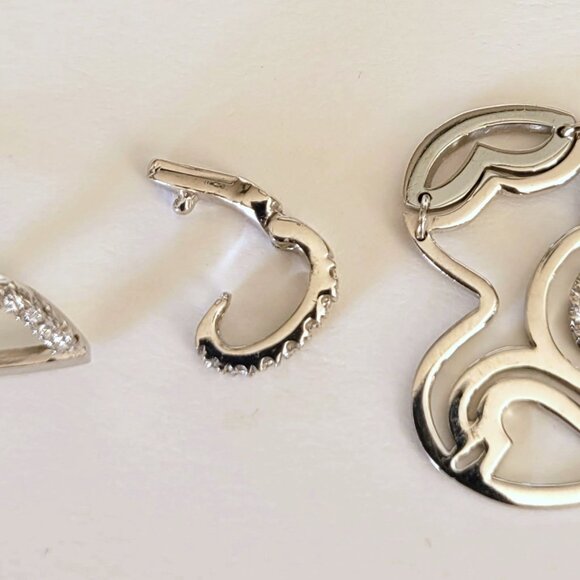 Roberto Coin 18K White Gold Sculpted Heart Diamond Drop Earrings - Picture 3 of 12